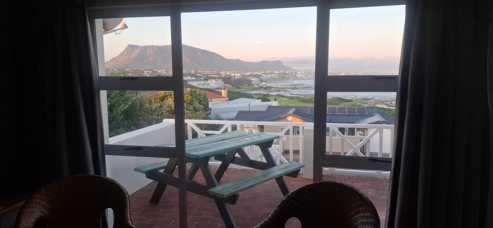 Pik 'N Wyntjie Apartamento Gansbaai Exterior foto